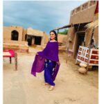 Falaq Naaz Instagram - 💜💜💜💜 . . . #picture #picoftheday #post #village #brightcolors