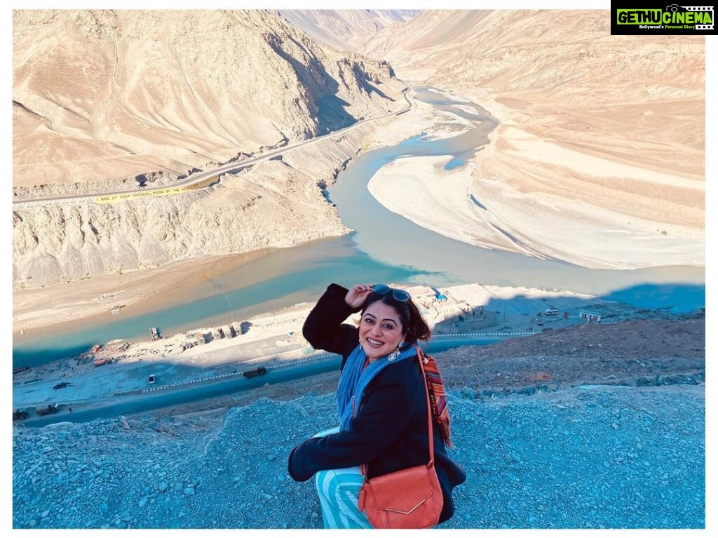 Falaq Naaz Instagram - Sangam💫 #sangam #leh Sangam, Confluence Of Zanskar & Indus River Near Leh