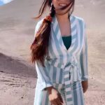 Falaq Naaz Instagram - In love💕 . . . Outfit accessories-: @deebaco_official x @silverbell.networks . . . #travel #kargil #reelsinstagram #trendingreels #foryou #ladakh #falaqnaaz Kargil War Memorial, Kargil.