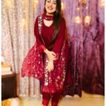 Falaq Naaz Instagram – Happiness ❤️🧿🪬
.
.
.
Outfit-: @designer_libaas_house 
.
.
.

#instapost #instacollab #outfits #picoftheday #fashion #actress #styling #blogger #influencer #actress #collaboration #trending #explore #indian #explorepage #falaqnaaz #dailypost #picoftheday #lookoftheday #dress #clothing #brand #vocalforlocal #pakistani #cottonlawn #pakistanilawnsuit