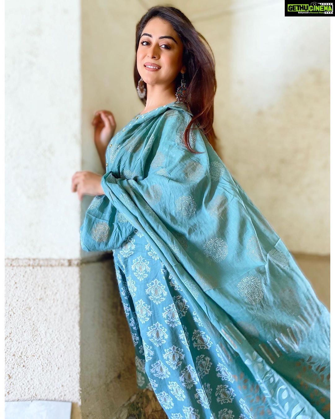 Falaq Naaz Instagram - ππππ€π€ . . . Outfit-: @maaesaclothing . . . #instagood #outfits #pictureoftheday #instapost #instacollab #outfits #picoftheday #fashion #actress #styling #blogger #influencer #actress #collaboration #trending #explore #indian #explorepage #falaqnaaz
