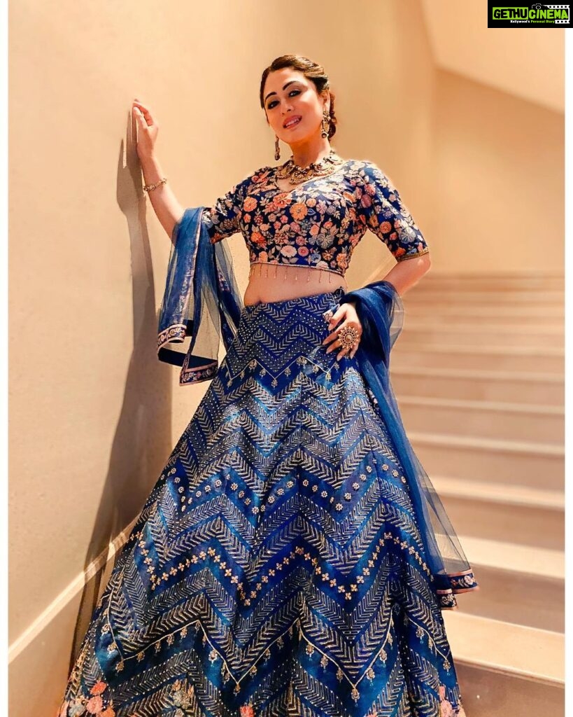 Falaq Naaz Instagram - ♠️💙🦋 . . . Event day-2 by @silverbell.networks Outfit-: @charmisdesign Accessories-: @the_jewel_gallery . . . #eventdiaries #indianlook #outfits #lehenga #jewellery #actor #falaqnaaz #blueoutfit #hairstyles #makeup