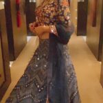 Falaq Naaz Instagram - Hor dass tennu chahida ae kive💋 . . #reelsinstagram #falaqnaaz #viralvideos #foryou #explorepage #punjabisongs
