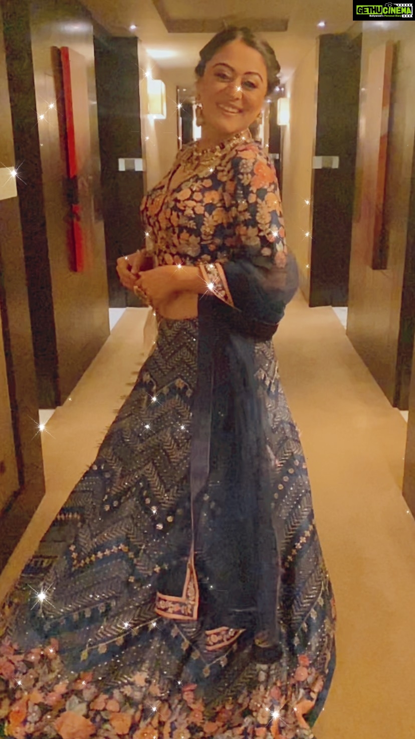 Falaq Naaz Instagram - Hor dass tennu chahida ae kiveđź’‹ . . #reelsinstagram #falaqnaaz #viralvideos #foryou #explorepage #punjabisongs