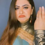 Falaq Naaz Instagram - 🙈🙈🙈 . . . . #reelitfeelit #falaqnaaz #reelsinstagram #viralreels #trendingreels #foryou #explore #indian