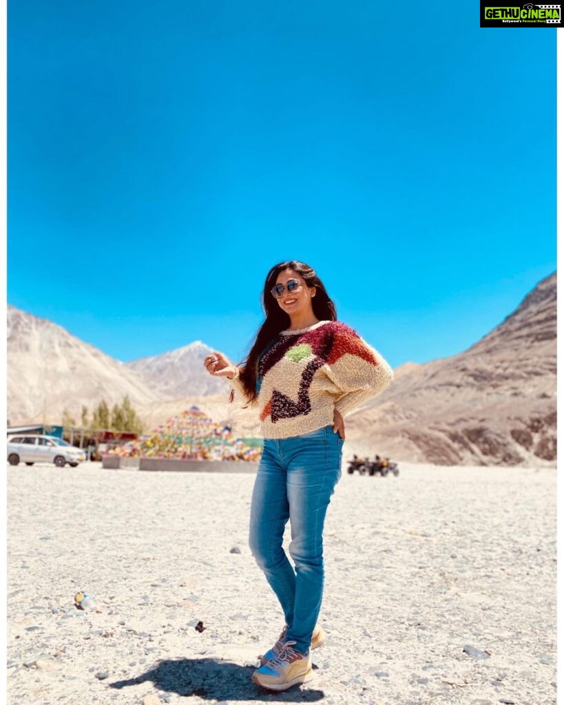 Falaq Naaz Instagram - The Best is yet to come 🌈 Diksit,nubra Valley,ladakh