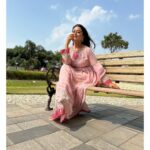 Falaq Naaz Instagram - 💕 . . . Outfit-: @silksandlinens.co . . . #instapost #instacollab #outfits #picoftheday #fashion #falaqnaaz #styling