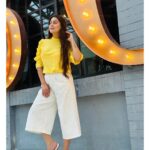 Falaq Naaz Instagram - 💛💛💛 . . . Footwear-: @foreverycindrella . . . #picoftheday #footwear #collaboration #trending #falaqnaazz #yellowday