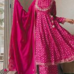 Fenil Umrigar Instagram – 🌸

@tara_c_tara X @maverick.communication01 
@thejewelfactory_india X @rimadidthat