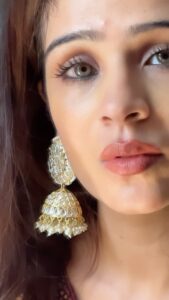 Fenil Umrigar Instagram - 🤍

Mirror : @lehar_artsy