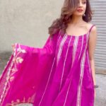 Fenil Umrigar Instagram - Gratitude🤍 Wearing : @aachho Jutti : @purely.lush 📸 : @ramayadav00 thanks bro