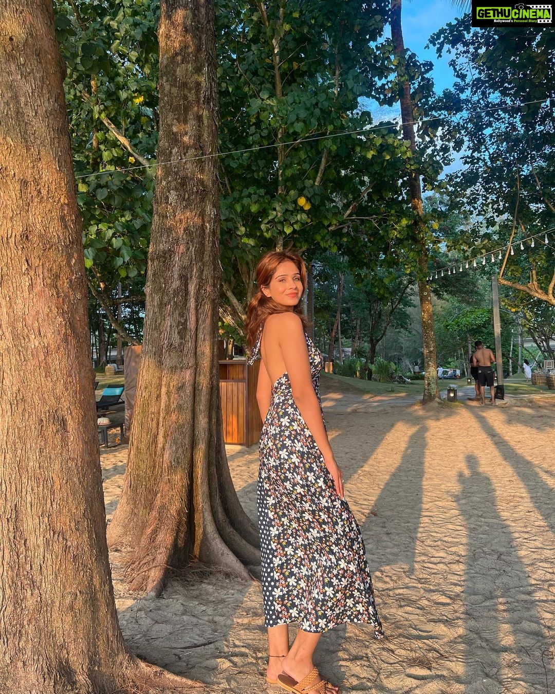 Fenil Umrigar Instagram - Sunsets are beautiful πΈπ Avani+ Khao Lak Resort