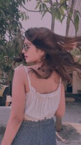 Fenil Umrigar Instagram - Hairflips are😍
