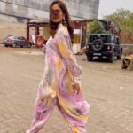 Fenil Umrigar Instagram - This beautiful outfit from @thesaffronsaga 🌻