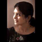 Gayathri Arun Instagram - Aspiring Beam of Light 💫 #goodmorning #instafamily❤️ #gayathriarun 📸 @98craftman