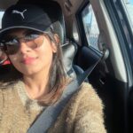 Gayathri Arun Instagram - Happiness is… the feeling of warm sunlight hitting on cold winter day.. ❄️ #travellife #vlogger #travelvlog #himachal #himalayas #youtuber #lifestorieswithgayathriarun #gayathriarun #selfie #puma Mcleod Gunj, Dharmshala