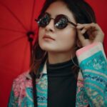 Gayathri Arun Instagram - 🍭🍭🍭 📸 @at_razz_world Mua @ravishing_box @_sanaah._ Stylist @tessaannkoshy Outfit @zawe.calicut