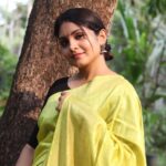 Gayathri Arun Instagram - Do what make your soul shine like the sun ☀️ 💛 Draped in @aada_the_infinite_design Photograph @jpeg.govind #photoshoot #sareelove #silksaree