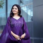 Gayathri Arun Instagram - 💜🧜‍♀️💜 #purplelove💜 #shootmode Wearing @aatmabyamitha Jewellery @anokhi_priyakishore Photography @mj._.ashi Stylist @doms.2010 MUA @amal_ajithkumar MUA Assistant @aju_popz______
