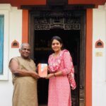 Gayathri Arun Instagram - Achappam Kadhakal given to my dearest Guru G Venu.. #achappamkadhakal @natanakairali Natanakairali