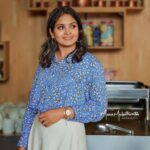 Gayathri Arun Instagram - I feel like making dreams come true 🦋 #happymorning 📸 @manumulanthuruthyphotography
