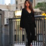 Hamida Khatoon Instagram - What is your favourite colour? Click by : @ehtasham_saeed MUA : @makeup_rida95 * * * * * * * * * * * * #hamida #hamidakhatoon #photoshoot #photooftheday #dubai #instagram #instagood #selflove #infinity #love #fashion #style