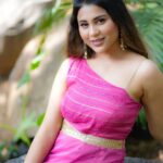Hamida Khatoon Instagram – 💕

💃 Outfit : @navya.marouthu 
🤝 outfit PR : @navneeth_bhansali 

Photographer: @addiction_to_1.8f 

#hamida 
#pink 
#love 
#infinity 
#instagram