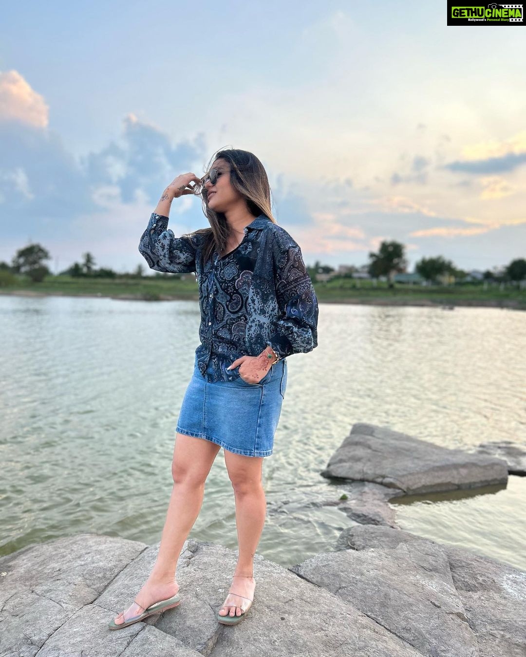 Hamida Khatoon Instagram - Whatever makes your soul HAPPY do that I AM HAPPY π #hamida #hamidakhatoon #hamidakhatoonfans #waterfall #water #instagram #peace #love π±πππ πΏππ π±πππππππ