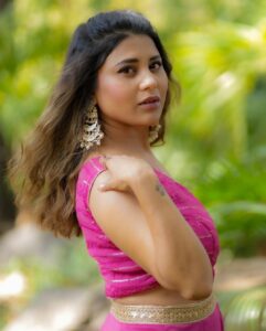 Hamida Khatoon Instagram - 💕

💃 Outfit : @navya.marouthu 
🤝 outfit PR : @navneeth_bhansali 

Photographer: @addiction_to_1.8f 

#hamida 
#pink 
#love 
#infinity 
#instagram