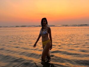 Harshita Gaur Instagram - क्षितिज….
🍁