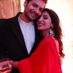 Harshita Gaur Instagram – ♥️ 🥂 
@alifazal9 @therichachadha 
.
.
#RiAli
@manasiaggarwal @manishsharma96 @anayah_jewellery @spiffypublicrelations