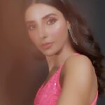 Harshita Gaur Instagram - 💖 . . 📸 @areesz Styled by @akankshakawediastyle MUA @makeupandhairby_tanisha Assisted by @the_perfect_hues