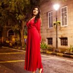 Harshita Gaur Instagram - There is something about empty streets in the night! You never feel you are alone . . . 📸 @theabhivalera MUA @dhwanidave18 Hair @arbazshaikh6210 Styled by @its_mariyamm Assisted by @muskaaaaaanshah