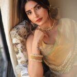Harshita Gaur Instagram - Saree ♥️ . . MUA @ruchikadasofficial bhabhiiii 😘