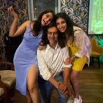Harshita Gaur Instagram - A suitcase full of beautiful memories! Can’t wait to see you as Kasturi! 💕 #wrap #jehanabad @ritwikbhowmik @tarungohel91 we missed you!