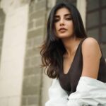Harshita Gaur Instagram – Jane kya dhoondhta hai ye mera dil!
.
.
📸 @iviveka