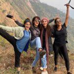 Harshita Gaur Instagram – Throwback to this amazing time @apoorva_srinivasan @tarakatyayini #sikkim #baichungbhutia #throwbackthursday #photodump