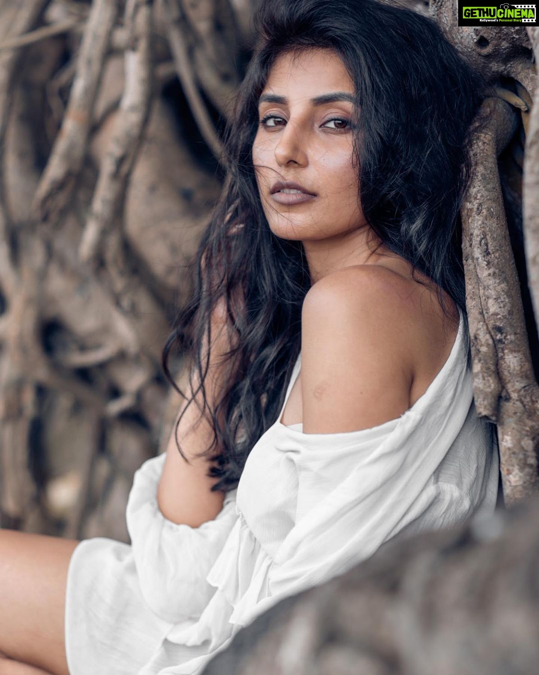 Harshita Gaur Instagram - 1 or 2? . . @corygoldbergphotography #throwback