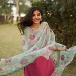 Harshita Gaur Instagram - Tu jhoom!! . . 📸 @iviveka