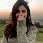 Harshita Gaur Instagram - My eternal love affair with ☀️! . . 📸 @tarungohel91