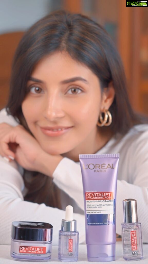 Harshita Gaur Instagram - After being a fan of the Hyaluronic Acid range for so long I decided to try the new Hyaluronic Acid Eye Serum from L’Oréal Paris. Its dermatologically validated formulation contains Hyaluronic Acid, Caffeine and Niacinamide which gives you fresher and younger looking eyes in just 2 weeks. Use the full L’Oréal Paris Hyaluronic Acid range for hydrated, plump and youthful skin. Go try it for yourself. #DePuffwithHA @lorealparis #ad #DePuffwithHA #PowerofHA #LorealParisIndia