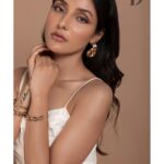 Harshita Gaur Instagram - The Beauty @harshita1210 Photographer and Creative Director @dhruv_vohraphotography Editor at Large and Fashion Director @jennet_david_william Makeup and Hair @bhavikasanghvi_makeup Stylist @stilusbyswati Assistant photographer @b.runphotography Artist Management - @bling_entertainment Artist Manager @nishita_2511 Art Director @aditisubramaniam Location @blackframesstudios Outfit @merakilifestyle_official Accessories @blingthingstore Bag @indiaztrend.clutch Footwear @hypeshoes.in #thedoormagazine #celebrity #actress #mumbai #digitalart #covershoot #lifestylemagazine #bollywood #trending #explorepage #viral Mumbai, Maharashtra