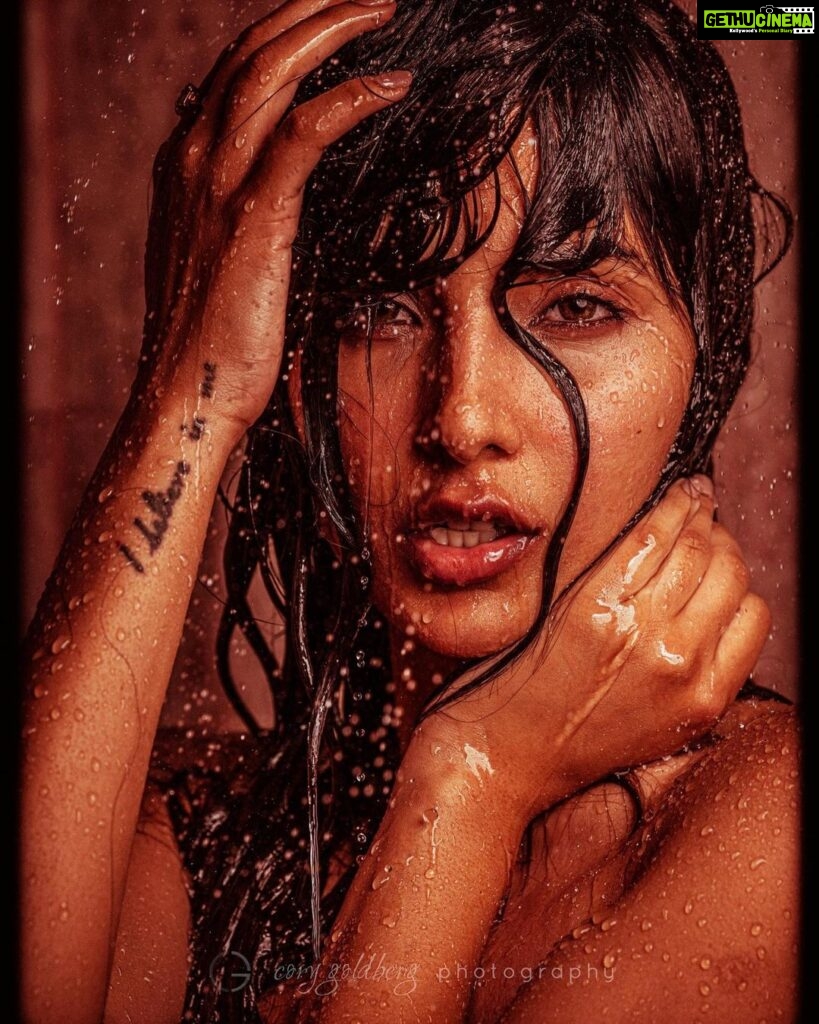 Harshita Gaur Instagram - Pic your fav ! 🚿 . . @corygoldbergphotography #waterworks #harshitaxcory