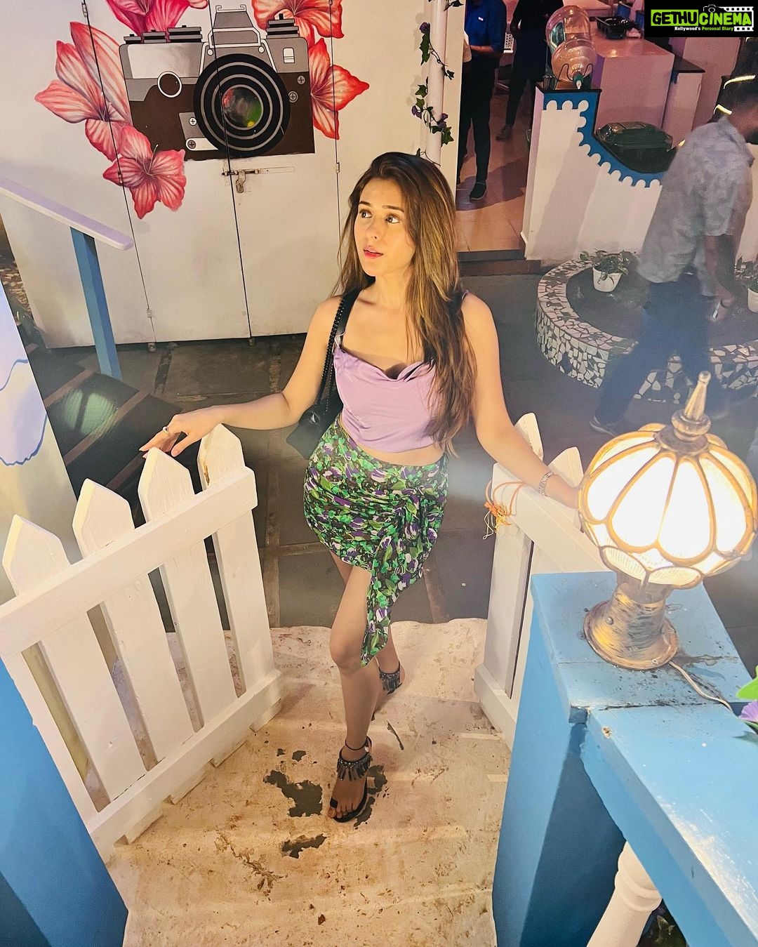 Hiba Nawab Instagram - Climbing all the way to you ♥️ Goa
