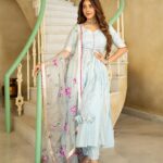 Hiba Nawab Instagram – 🪷𝒢𝓊𝓁-𝑒-कमल🪷
The Ragini Handpainted Suit Set is a celebration of the classics in our signature Gota Patti detailing on a blush-blue colour cotton fabric. ✨

Muse : @hibanawab 
Stylist : @neelangi_johari 
Jewellery : @tribebyamrapali 
Photographer : @ajpictography @sagarahuja.jpeg 
Videographer: @rjprt @mr_weirdo_ 
Footwear : @jaysoleindia 
Location : @roseamer_jaipur 
HMU : @raveen_anand @sunil_celebrity_stylist 

The outfit can be paired with traditional jewellery to give it a classy and flawless look.✨

Shop this suit from our website now.

www.aachho.com 

#aachho #newcollection #gulekamal #hibanawab #diwalisale #diwalioutfitideas