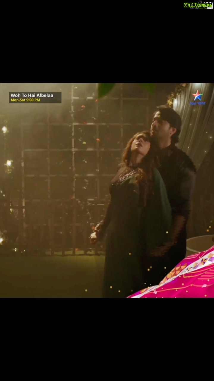 Hiba Nawab Instagram - Jab pyaar itna ho to akhiyaan to tarsengi hi ek doosre ke liye. Aapne kya kiya hai apne pyaar ke liye? comments mein bataaiye. Dekhiye #WohToHaiAlbelaa, Somvaar se Shanivaar, raat 9:00 baje, sirf Star Bharat par! #DilDekeDekhoZara @shaheernsheikh @hibanawab