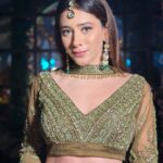 Hiba Nawab Instagram - ♥️ Dress by @kalkifashion Jewellry by @sonisapphire Styled by @komaltindwani ♥️