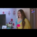 Hiba Nawab Instagram – Sayuri ne kiya hai shehar chhoddkar jaane ka faisla. Lekin kya ‘Baat khatm’ keh dene se baat sachmuch khatm ho jaayegi? Dekhiye #WohToHaiAlbelaa, Somvaar se Shanivaar, raat 9:00 baje, sirf Star Bharat par!

 #DilDekeDekhoZara 

@shaheernsheikh @hibanawab @kinshukvaidya54 @pallavipradhan1410
