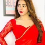 Hiba Nawab Instagram – Laal Ishq♥️ Mumbai, Maharashtra
