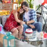 Hiba Nawab Instagram - Thank you for showering so much love to “Dil puchta hai ❤️” . @hibanawab @palakmuchhal3 @zeemusiccompany @narendramohanfilms